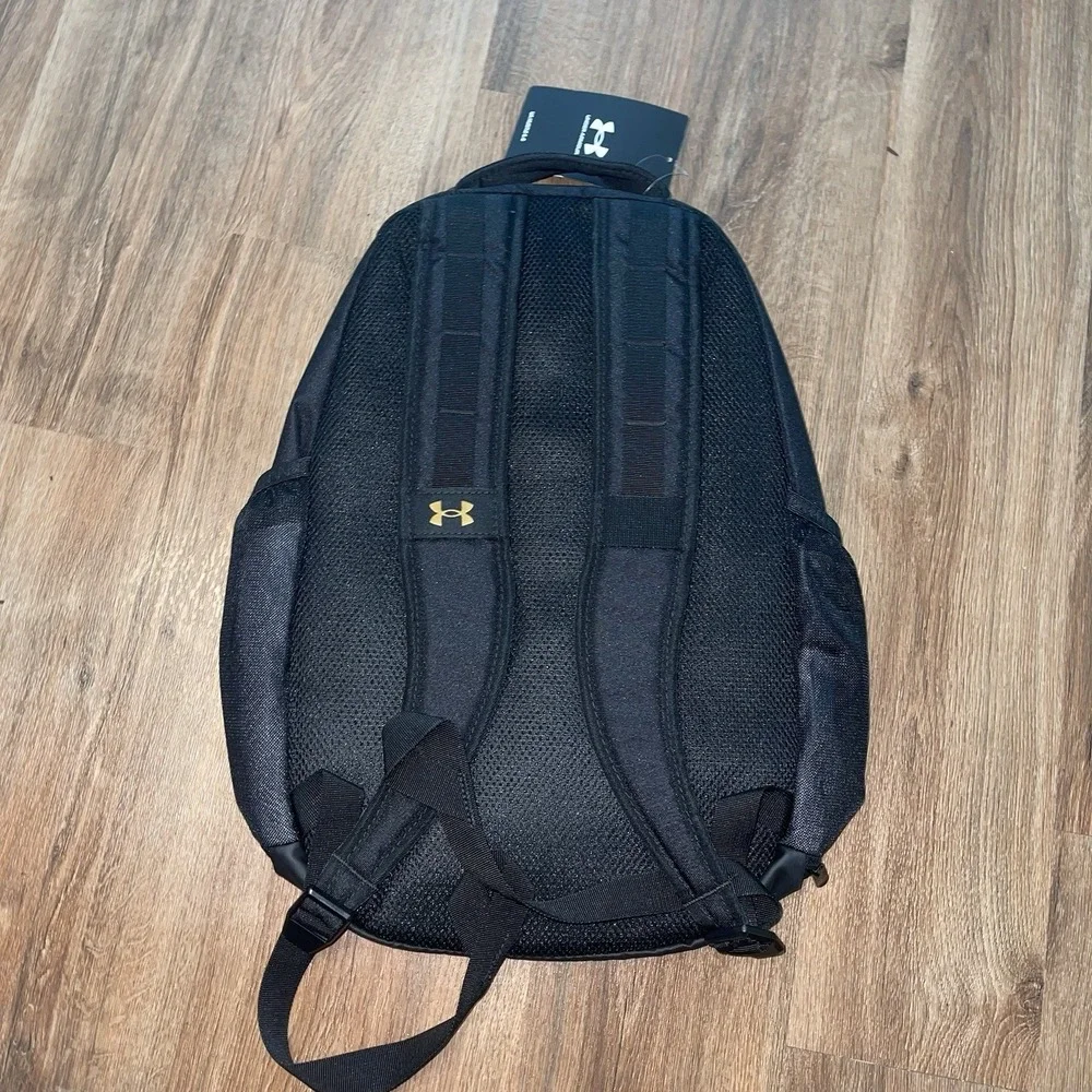 Under Armour Hustle 5.0 Backpack Black 2 Strap Shoulder Strap School NEW